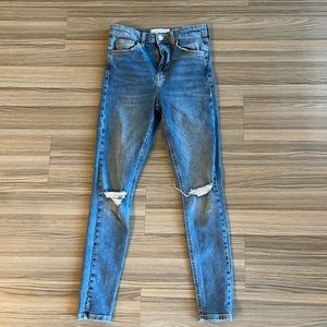 Women’s skinny jeans